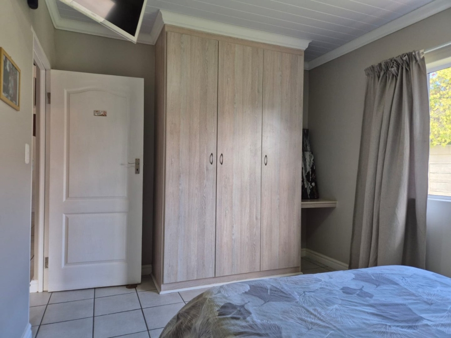 3 Bedroom Property for Sale in Stilbaai Wes Western Cape